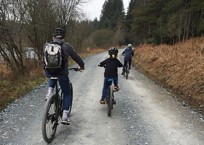 Mountain bike hire discount
